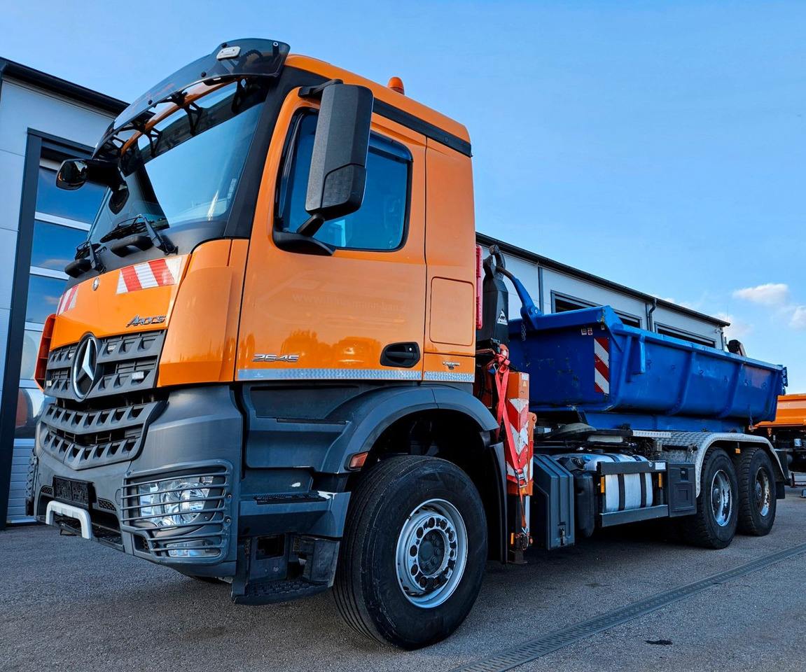 Mercedes-Benz AROCS 2645 6x4 Kran Atlas 240.2E A4 - Camion ampliroll, Camion grue: photos 1 Mercedes-Benz AROCS 2645 6x4 Kran Atlas 240.2E A4 - Camion ampliroll, Camion grue: photos 1