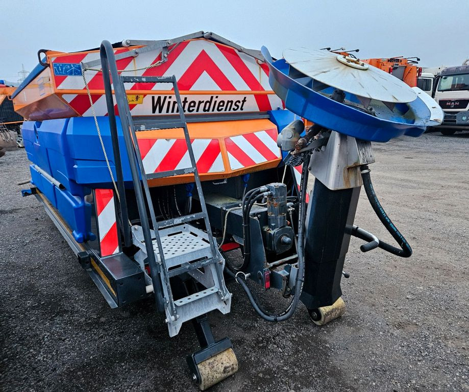 Schmidt STRATOS S50 Streuer 5m3 Kubota Motor - Camion ampliroll: photos 4 Schmidt STRATOS S50 Streuer 5m3 Kubota Motor - Camion ampliroll: photos 4