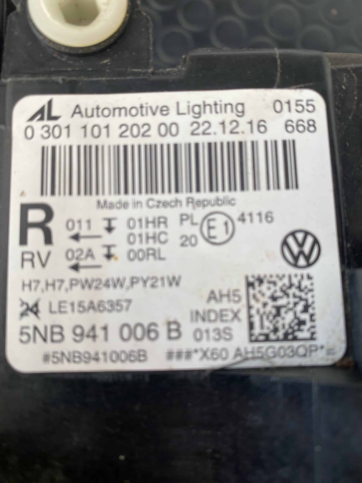 Fari Alogeni VW Tiguan - Feu avant: photos 5 Fari Alogeni VW Tiguan - Feu avant: photos 5