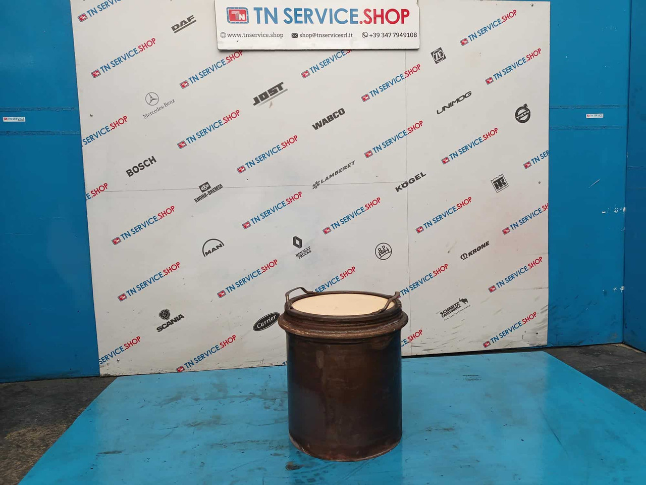 Filtro Antiparticolato Volvo E6 - Système d'échappement pour Camion: photos 1 Filtro Antiparticolato Volvo E6 - Système d'échappement pour Camion: photos 1