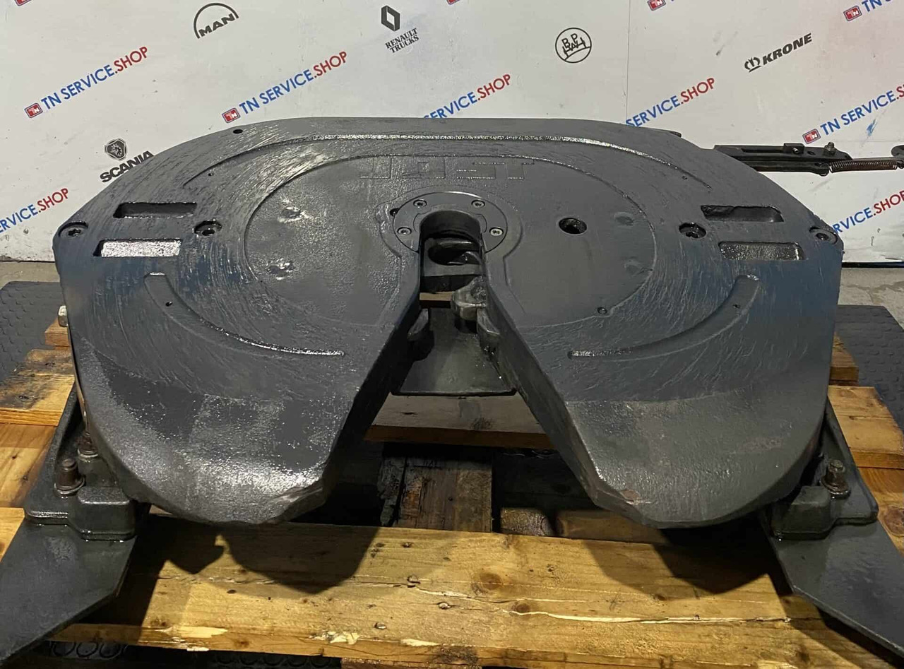 Ralla Jost Volvo E5 - Sellette d'attelage pour Remorque: photos 1 Ralla Jost Volvo E5 - Sellette d'attelage pour Remorque: photos 1