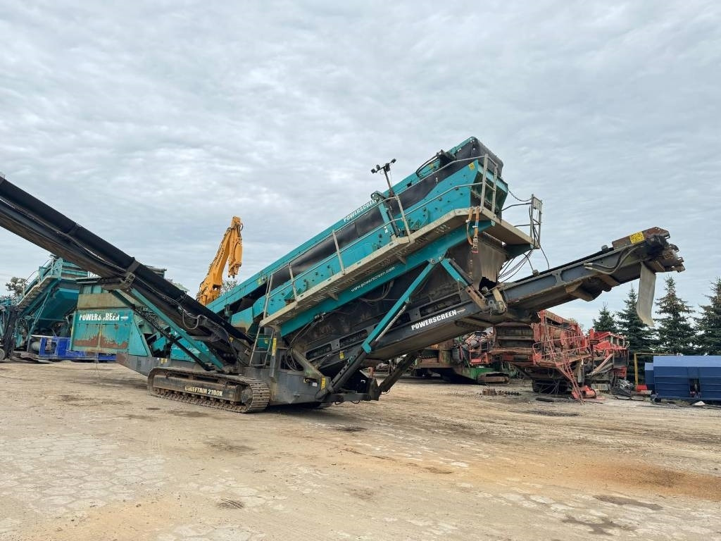 PowerScreen Chieftain 2100 X - Crible: photos 3 PowerScreen Chieftain 2100 X - Crible: photos 3