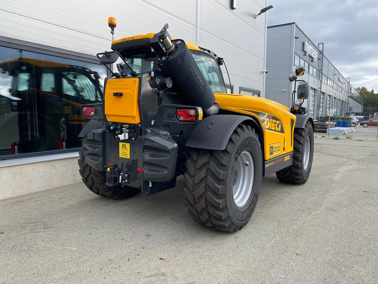 Dieci Agri Plus 42.7 VS EVO2 GD - Chariot télescopique: photos 5 Dieci Agri Plus 42.7 VS EVO2 GD - Chariot télescopique: photos 5