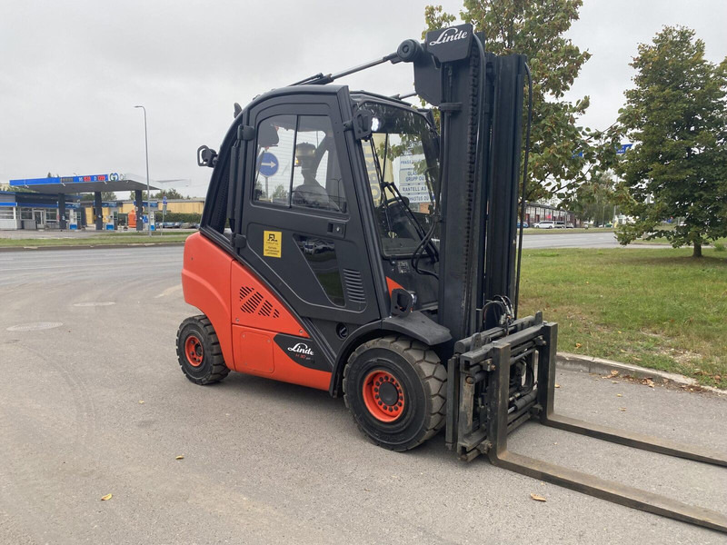 Linde H30D - Chariot élévateur diesel: photos 3 Linde H30D - Chariot élévateur diesel: photos 3