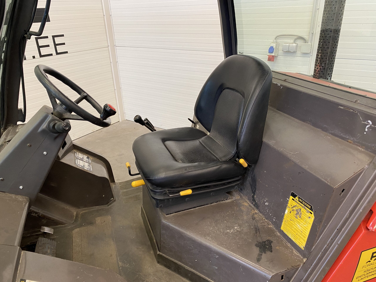 Manitou MSI30D - Chariot élévateur diesel: photos 5 Manitou MSI30D - Chariot élévateur diesel: photos 5