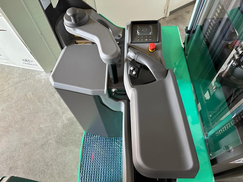 Gerbeur Mitsubishi SBR16N: photos 11 Gerbeur Mitsubishi SBR16N: photos 11