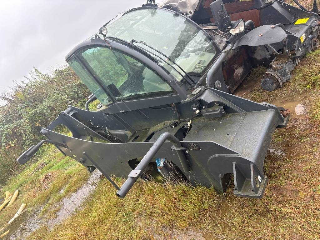 Bobcat TL 470 HF Ausgebrannt - Chariot télescopique: photos 3 Bobcat TL 470 HF Ausgebrannt - Chariot télescopique: photos 3