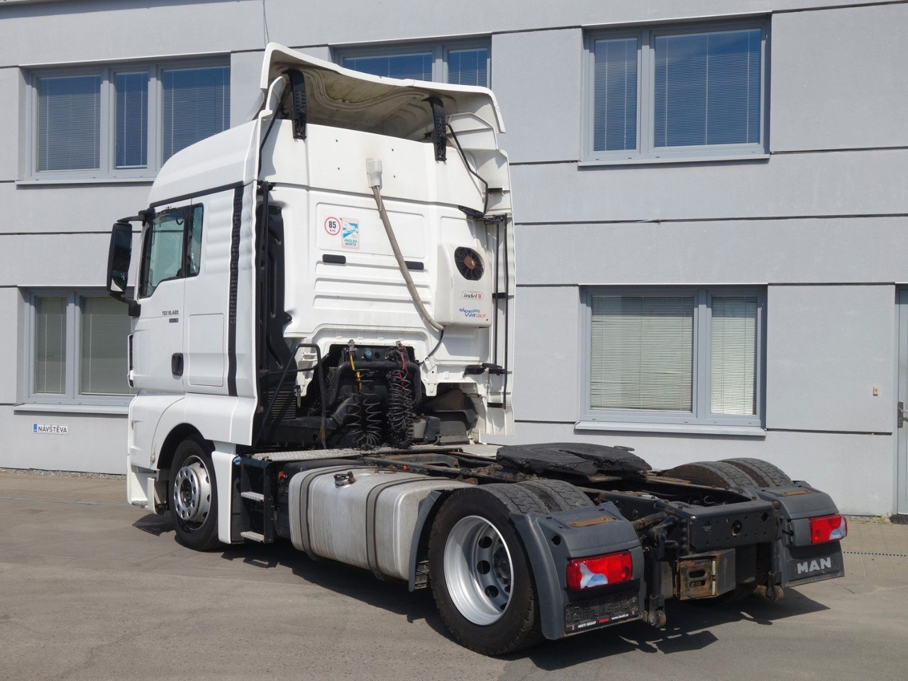 MAN TGX 18.480 XLX, E6, LD - Tracteur routier: photos 4 MAN TGX 18.480 XLX, E6, LD - Tracteur routier: photos 4