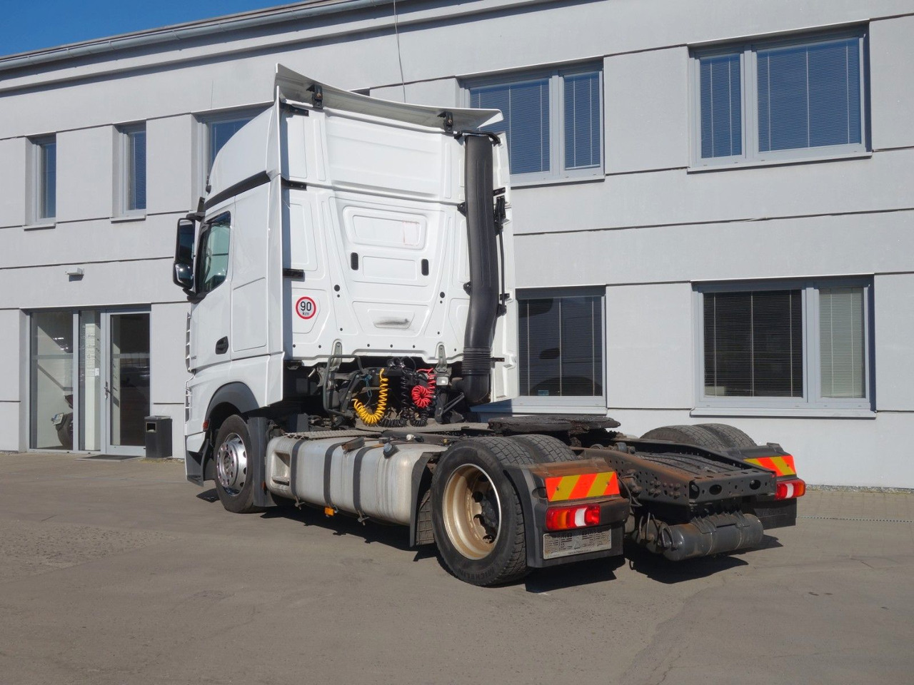 Mercedes-Benz Actros 1848 LSNRL Giga Space, Xenon, Navi - Tracteur routier: photos 3 Mercedes-Benz Actros 1848 LSNRL Giga Space, Xenon, Navi - Tracteur routier: photos 3