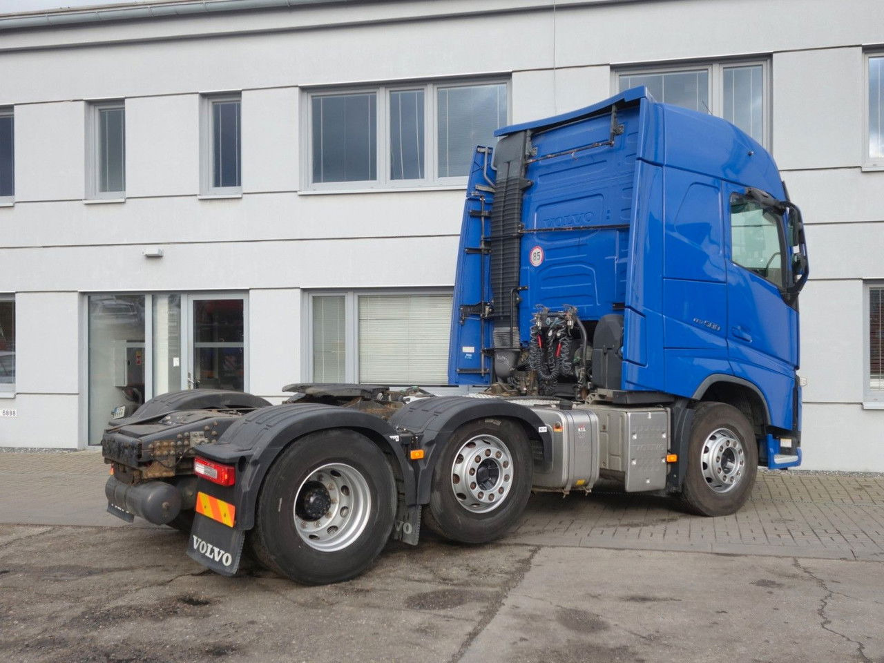 Volvo FH 13.500 EEV XL 6x2 Hydraulik kipper - Tracteur routier: photos 5 Volvo FH 13.500 EEV XL 6x2 Hydraulik kipper - Tracteur routier: photos 5