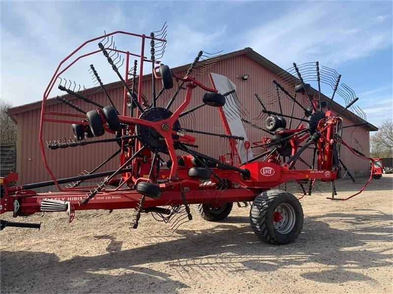 Lely Hibiscus 1515 CD Profi - Faneuse: photos 2 Lely Hibiscus 1515 CD Profi - Faneuse: photos 2