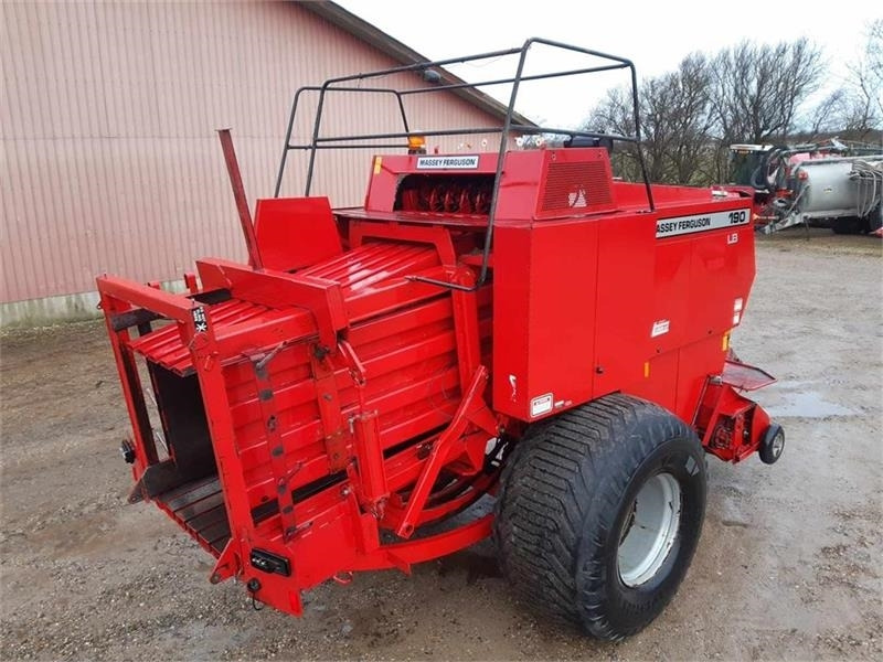 Massey Ferguson 190 - Presse à balles cubiques: photos 2 Massey Ferguson 190 - Presse à balles cubiques: photos 2
