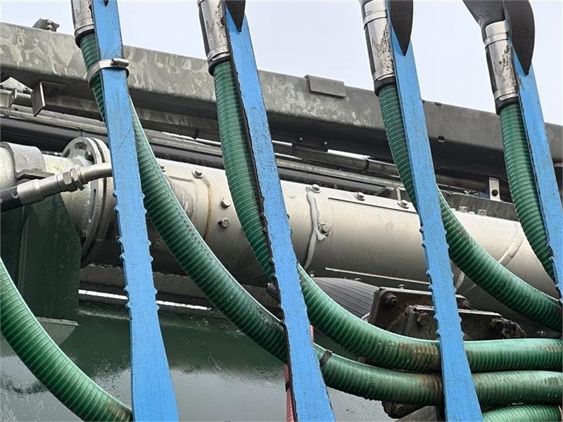 SyreN - Epandeurs: photos 5 SyreN - Epandeurs: photos 5