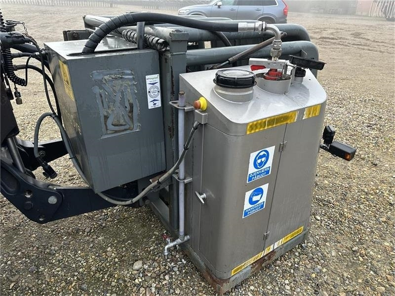 SyreN - Epandeurs: photos 3 SyreN - Epandeurs: photos 3