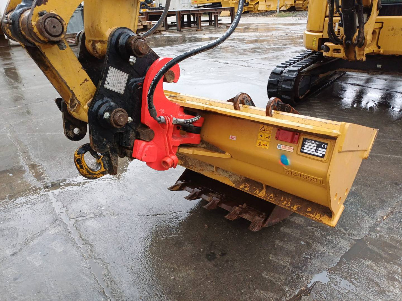 Pelle sur chenille CAT 303.5ECR: photos 12 Pelle sur chenille CAT 303.5ECR: photos 12