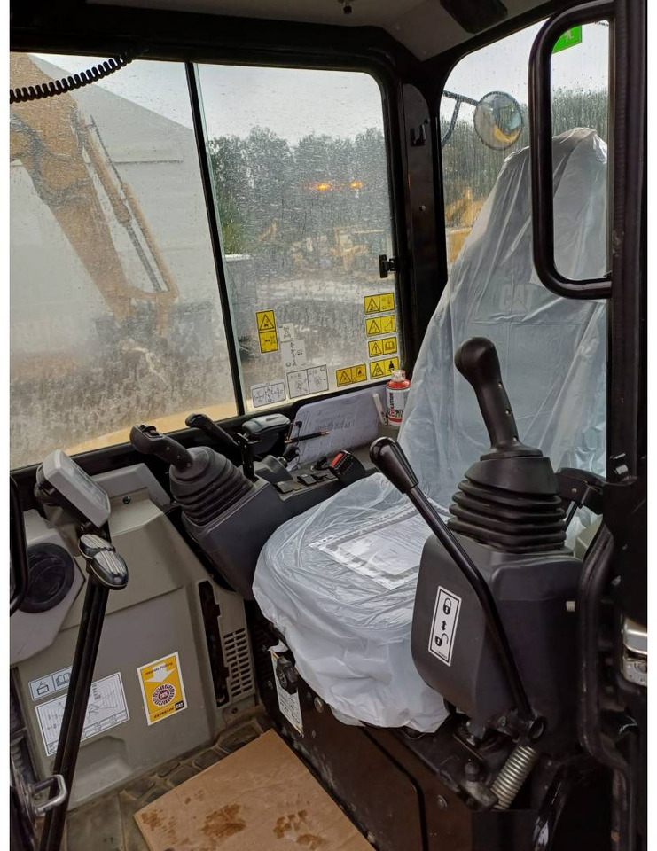 Pelle sur chenille CAT 303.5ECR: photos 19 Pelle sur chenille CAT 303.5ECR: photos 19