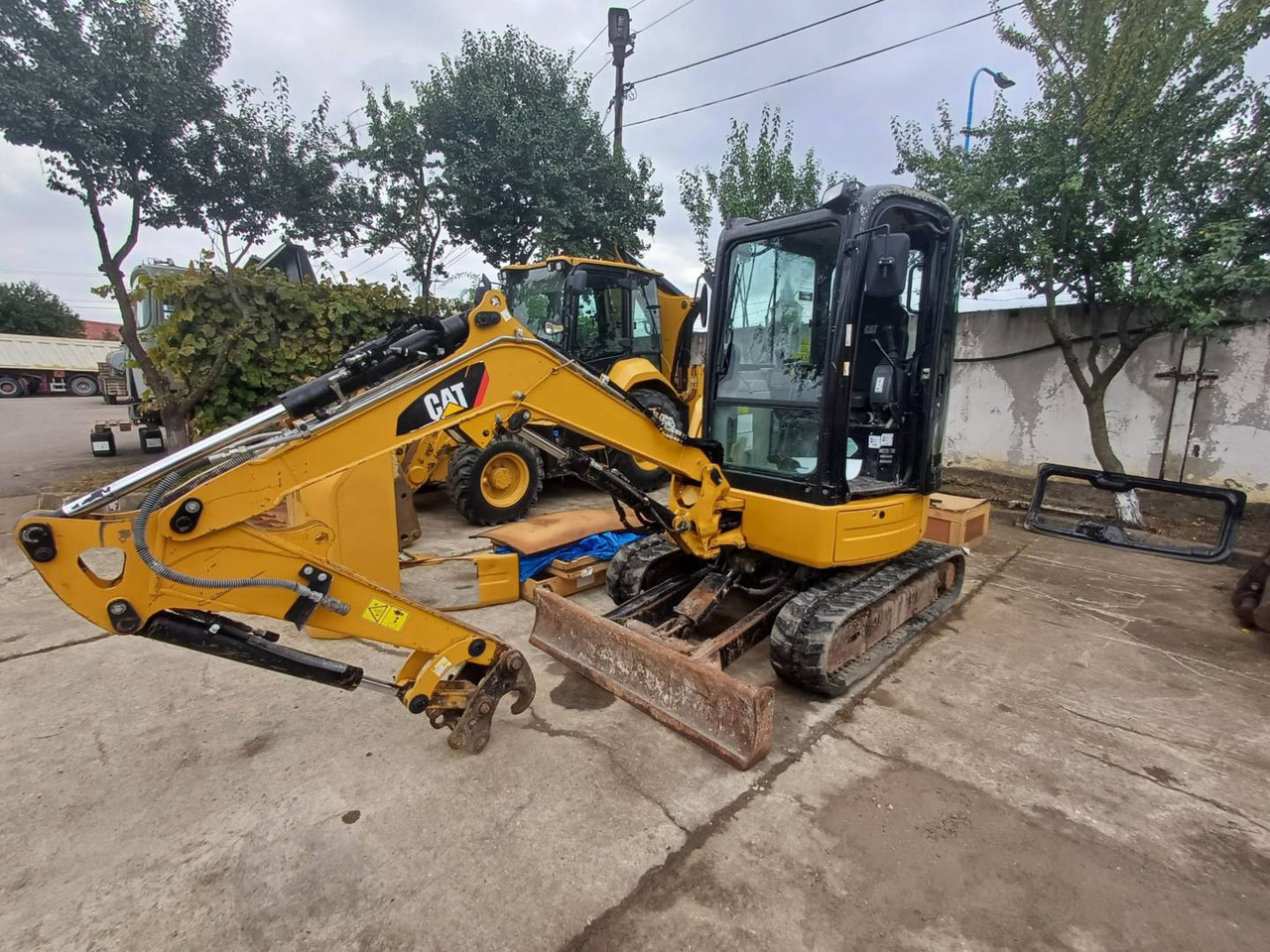 CAT 303ECR - Pelle sur chenille: photos 1 CAT 303ECR - Pelle sur chenille: photos 1