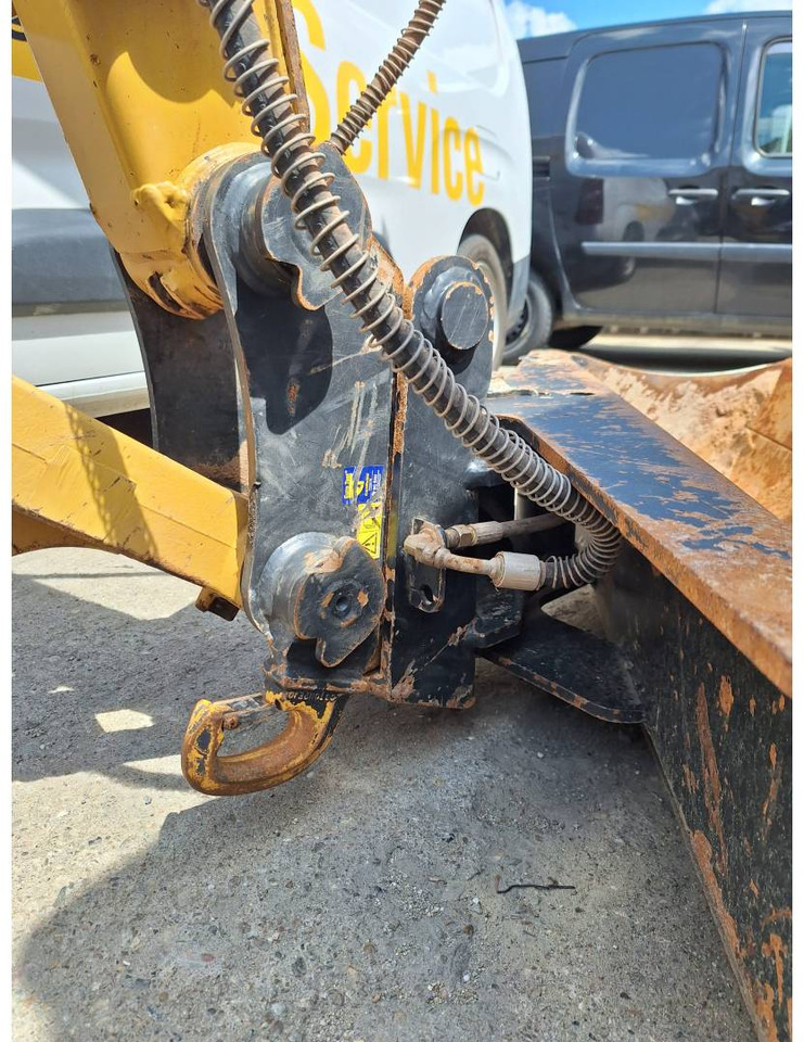Pelle sur chenille CAT 305E2CR: photos 8