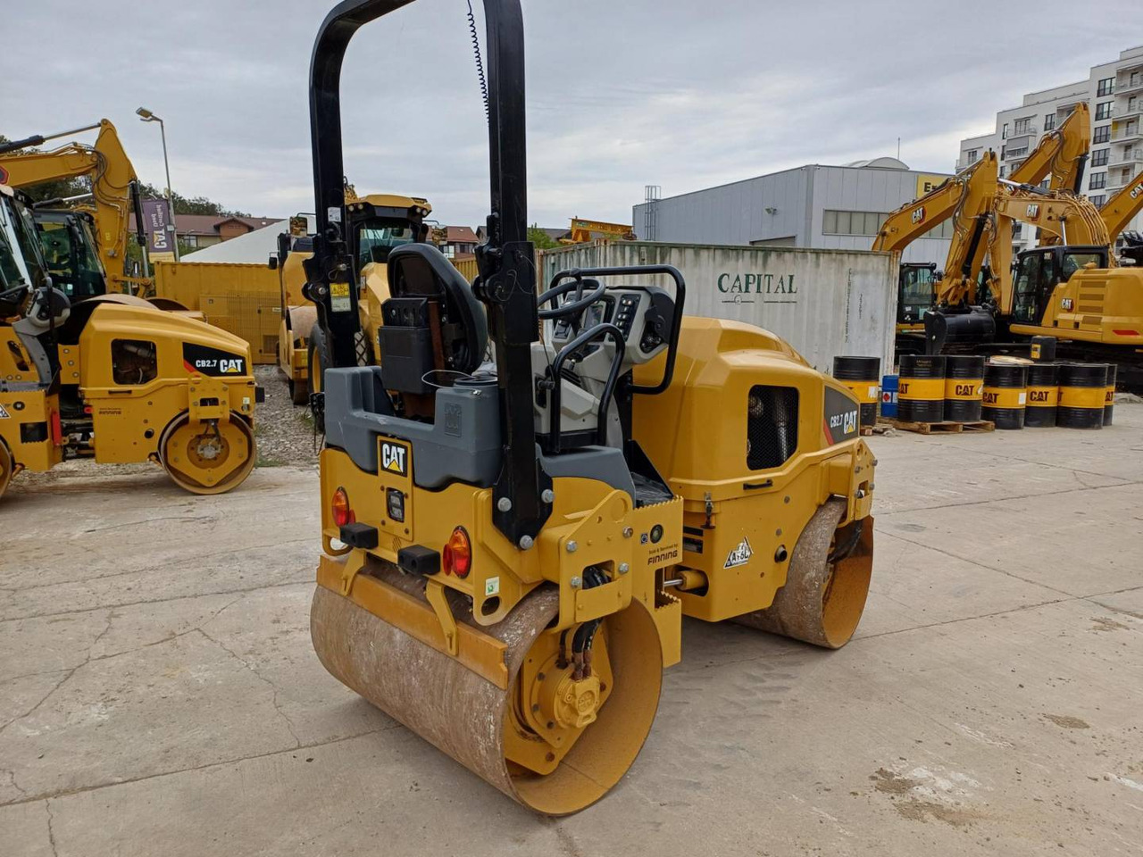 CAT CB2.7LRC - Rouleau compresseur: photos 3 CAT CB2.7LRC - Rouleau compresseur: photos 3