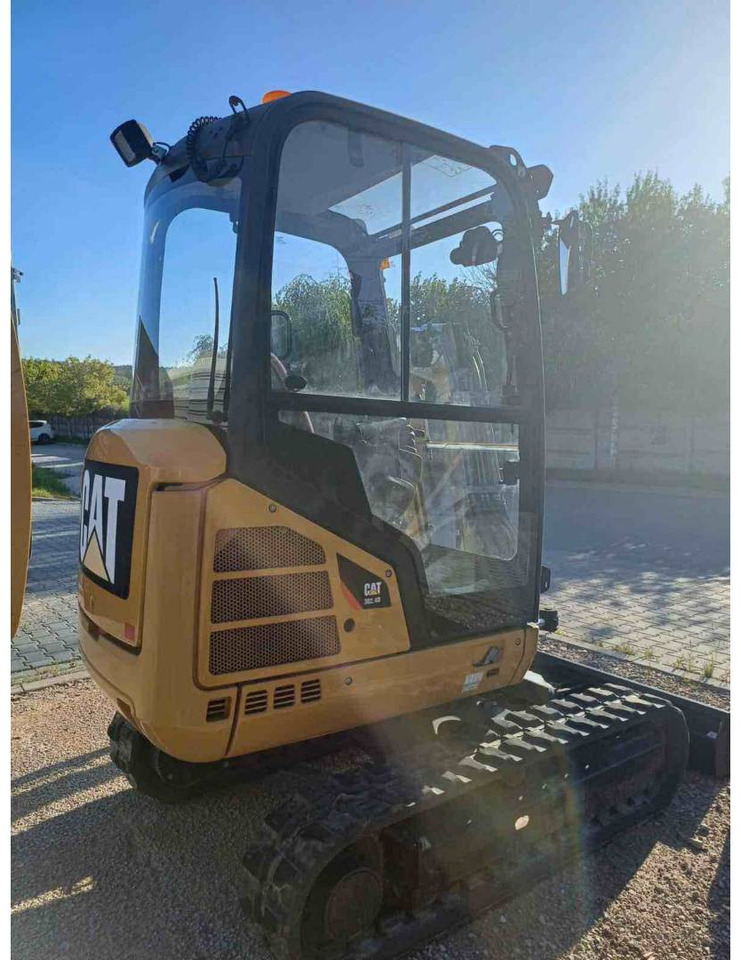 CAT 302.4D - Pelle sur chenille: photos 2 CAT 302.4D - Pelle sur chenille: photos 2