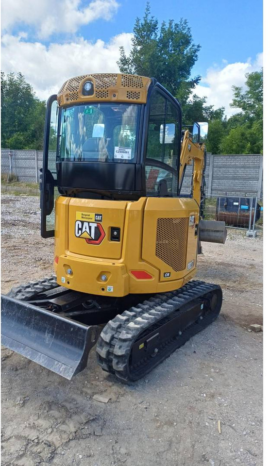 CAT 302.7CR - Pelle sur chenille: photos 3 CAT 302.7CR - Pelle sur chenille: photos 3