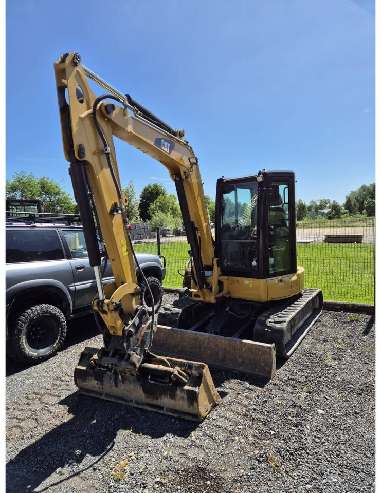 CAT 305.5E2CR - Pelle sur chenille: photos 1 CAT 305.5E2CR - Pelle sur chenille: photos 1