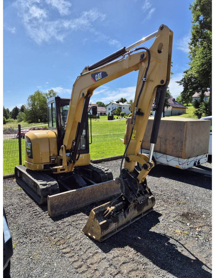 CAT 305.5E2CR - Pelle sur chenille: photos 2 CAT 305.5E2CR - Pelle sur chenille: photos 2