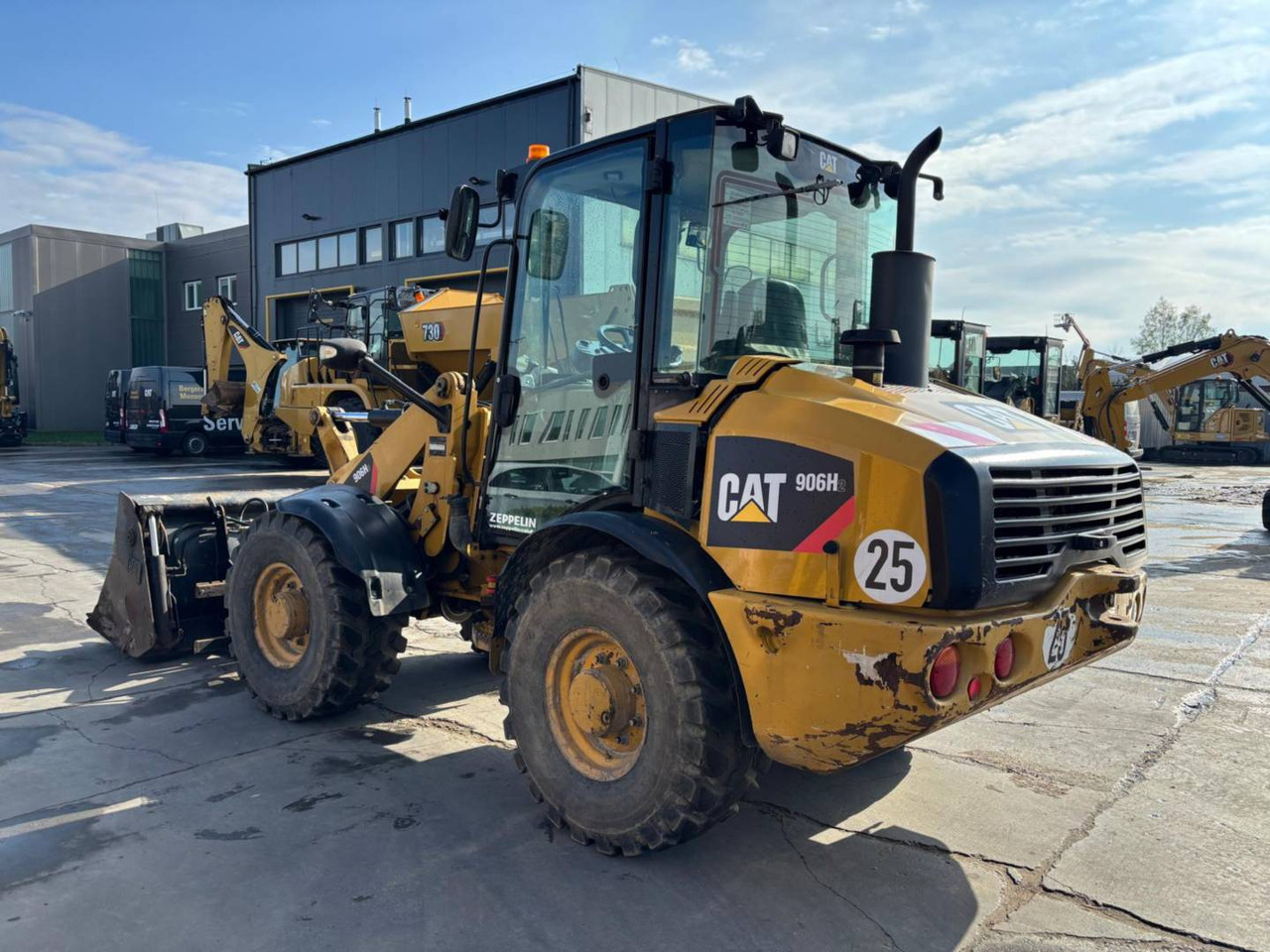 CAT 906H2 - Chargeuse sur pneus: photos 4 CAT 906H2 - Chargeuse sur pneus: photos 4
