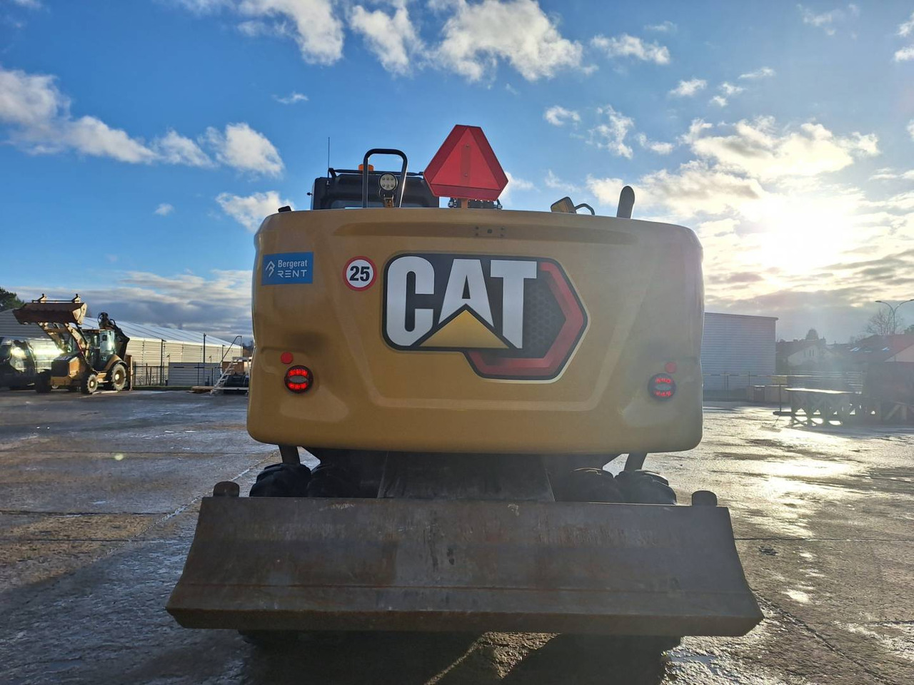Pelle sur pneus CAT M 314: photos 9