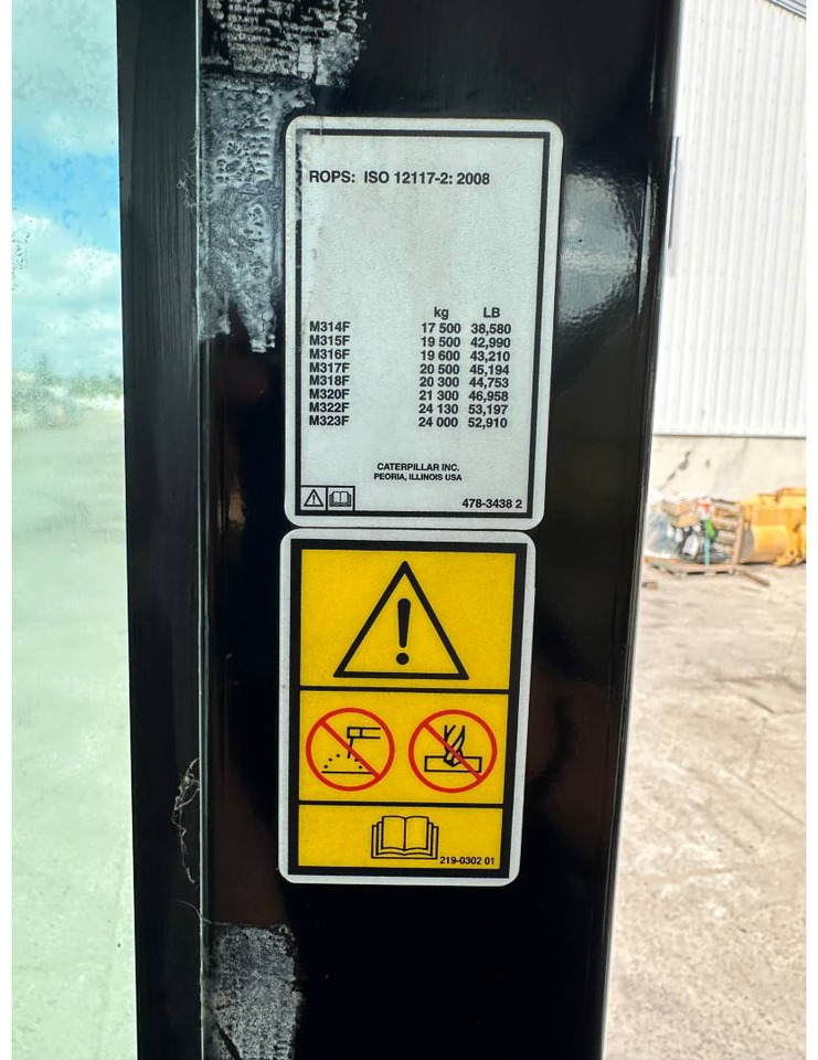 Pelle sur pneus CAT M318F: photos 8