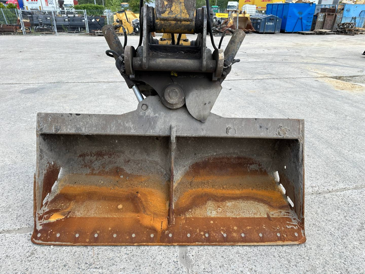 Pelle sur pneus CAT M318F: photos 19