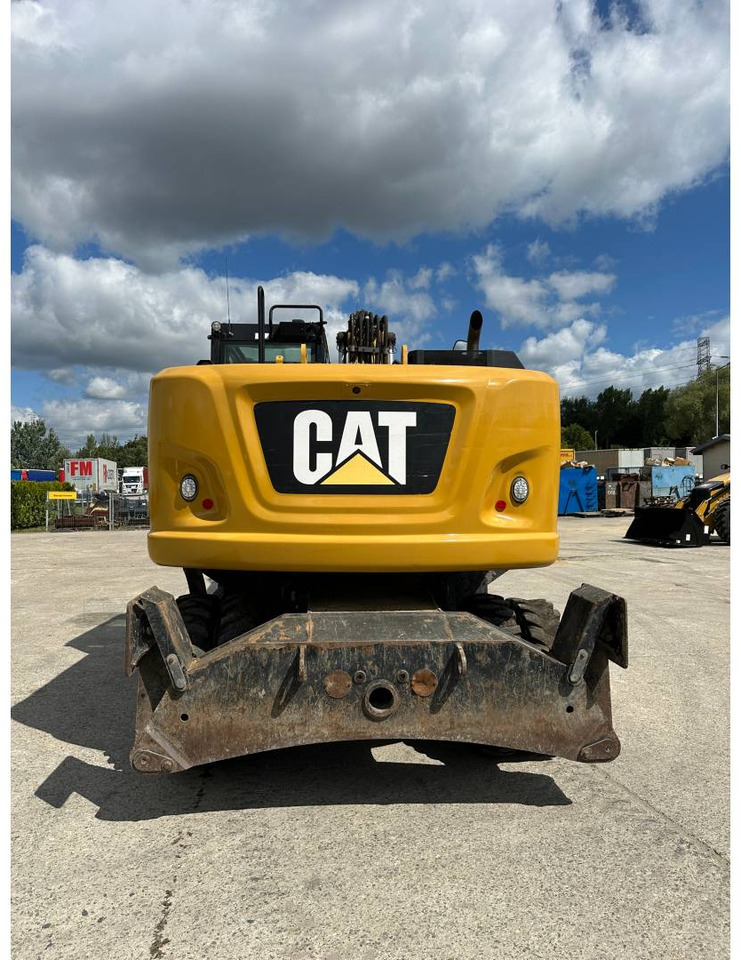 Pelle sur pneus CAT M318F: photos 10