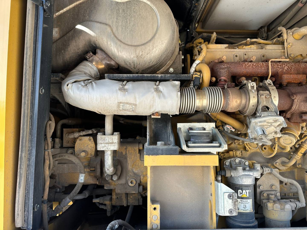 Chargeuse sur pneus CAT M318F: photos 7