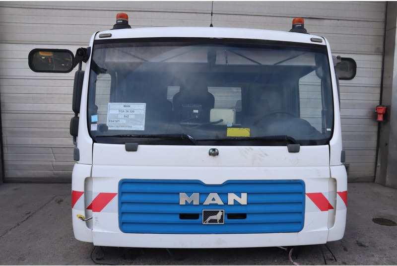 MAN F99L17 TGA - Cabine et intérieur pour Camion: photos 1 MAN F99L17 TGA - Cabine et intérieur pour Camion: photos 1