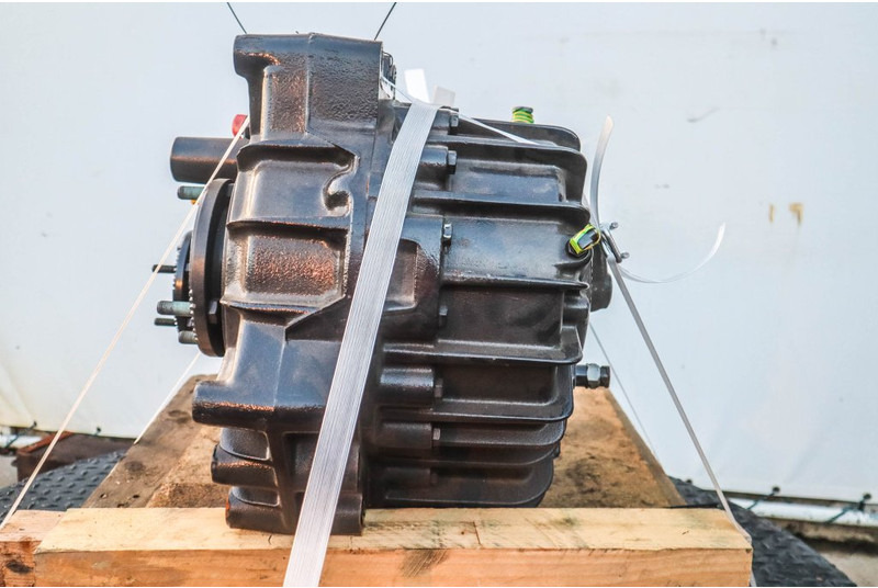 MAN VG172 P22-6 81.37000-7411 - Boîte de vitesse pour Camion: photos 4 MAN VG172 P22-6 81.37000-7411 - Boîte de vitesse pour Camion: photos 4