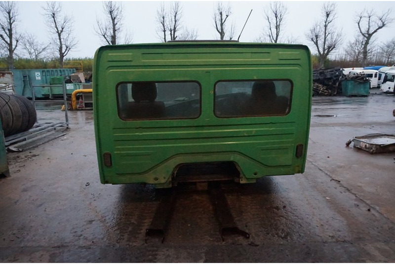 Mercedes-Benz ATEGO F07 KORT RECHTS STUUR 972 890 25 200671 - Cabine et intérieur pour Camion: photos 4 Mercedes-Benz ATEGO F07 KORT RECHTS STUUR 972 890 25 200671 - Cabine et intérieur pour Camion: photos 4