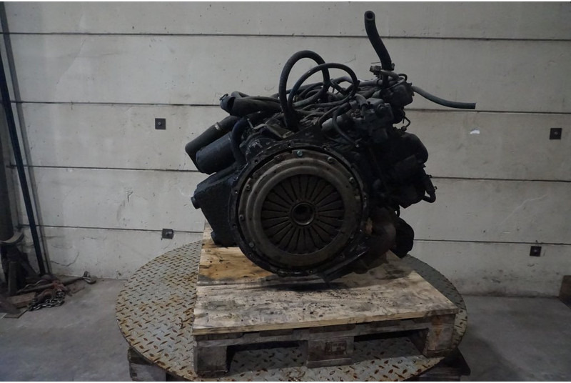 Mercedes-Benz OM904LA EURO3 140 PS - Moteur pour Camion: photos 5 Mercedes-Benz OM904LA EURO3 140 PS - Moteur pour Camion: photos 5