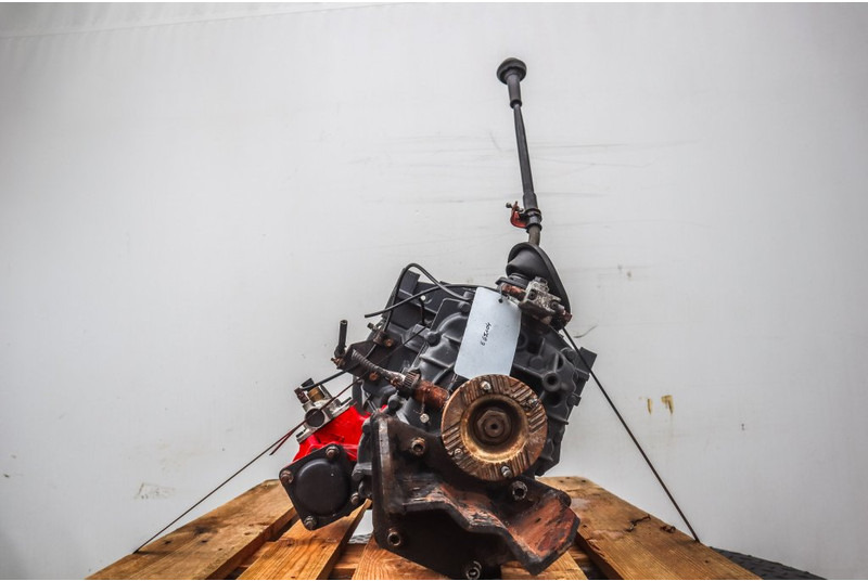 Mercedes-Benz S5-42+NS42/2C - Boîte de vitesse pour Camion: photos 4 Mercedes-Benz S5-42+NS42/2C - Boîte de vitesse pour Camion: photos 4