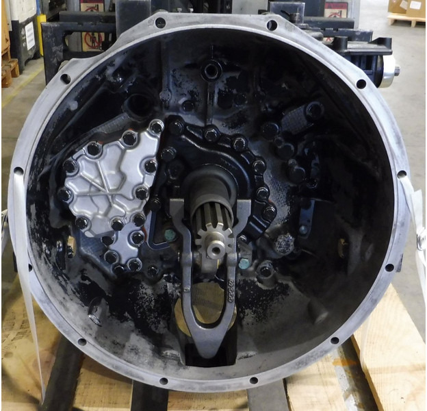 ZF 1S2220TO CGS CARBON - Boîte de vitesse pour Camion: photos 2 ZF 1S2220TO CGS CARBON - Boîte de vitesse pour Camion: photos 2