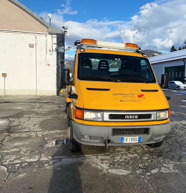 IVECO DAILY - Utilitaire frigorifique, Véhicule utilitaire: photos 1 IVECO DAILY - Utilitaire frigorifique, Véhicule utilitaire: photos 1
