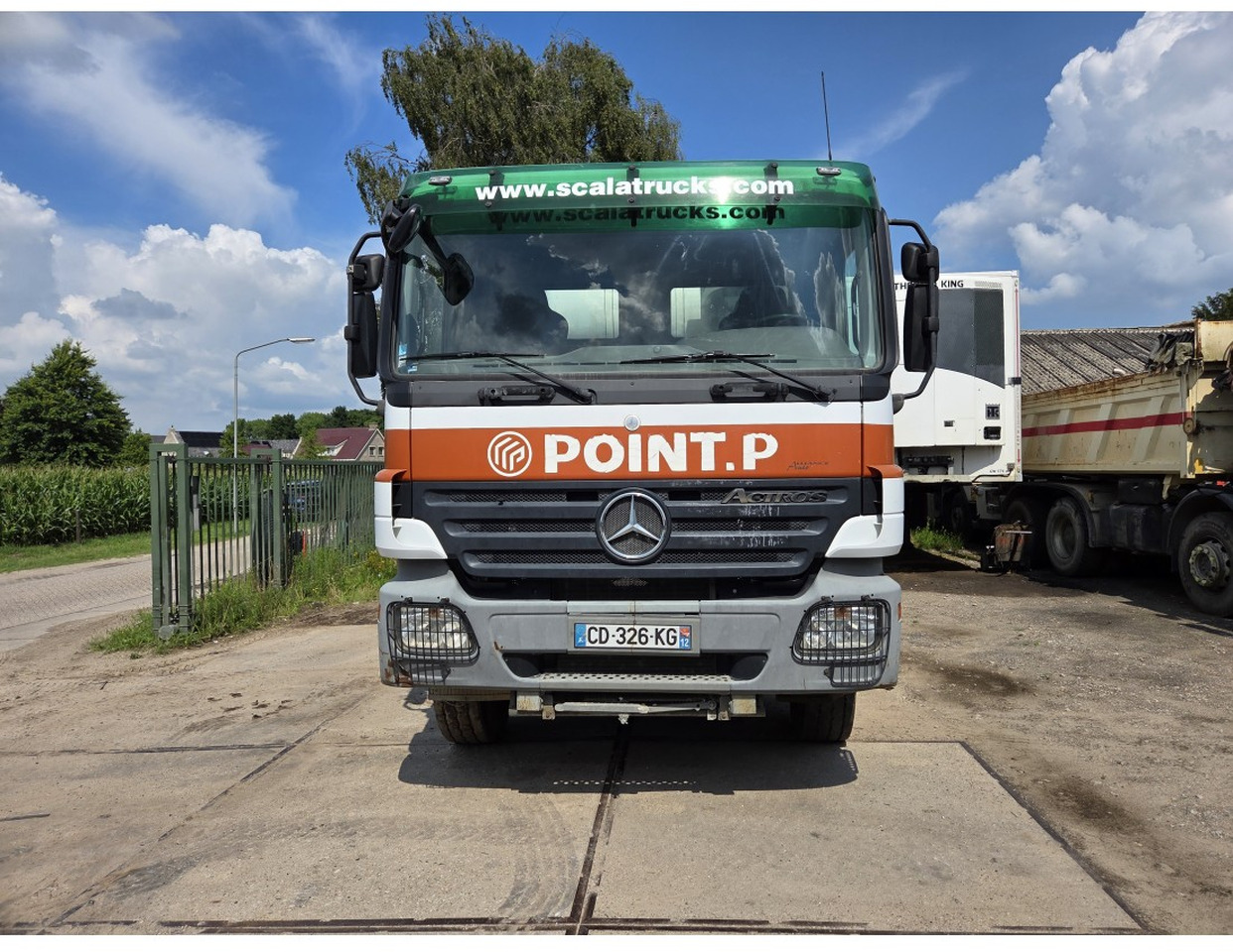 Mercedes 3241 concrete mixer truck 8x4 9m3 - Autre matériel: photos 5 Mercedes 3241 concrete mixer truck 8x4 9m3 - Autre matériel: photos 5