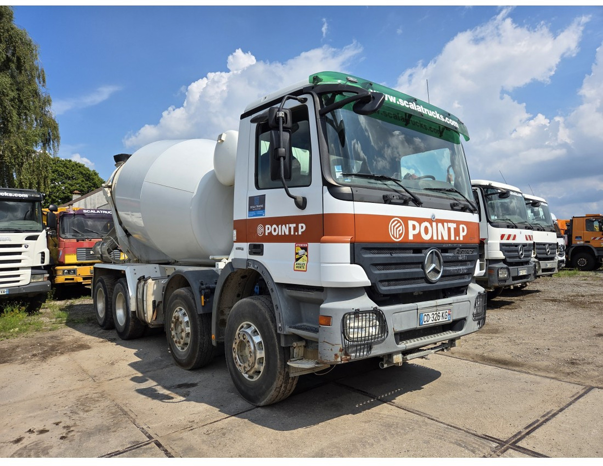 Mercedes 3241 concrete mixer truck 8x4 9m3 - Autre matériel: photos 4 Mercedes 3241 concrete mixer truck 8x4 9m3 - Autre matériel: photos 4