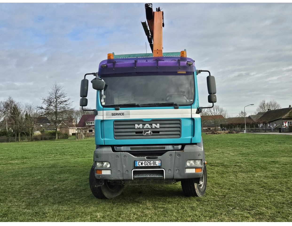 Camion benne MAN TGA 33.360 TIPPER 3 SIDE CRANE PALFINGER 16502 *REMOTE CONTROL: photos 8 Camion benne MAN TGA 33.360 TIPPER 3 SIDE CRANE PALFINGER 16502 *REMOTE CONTROL: photos 8