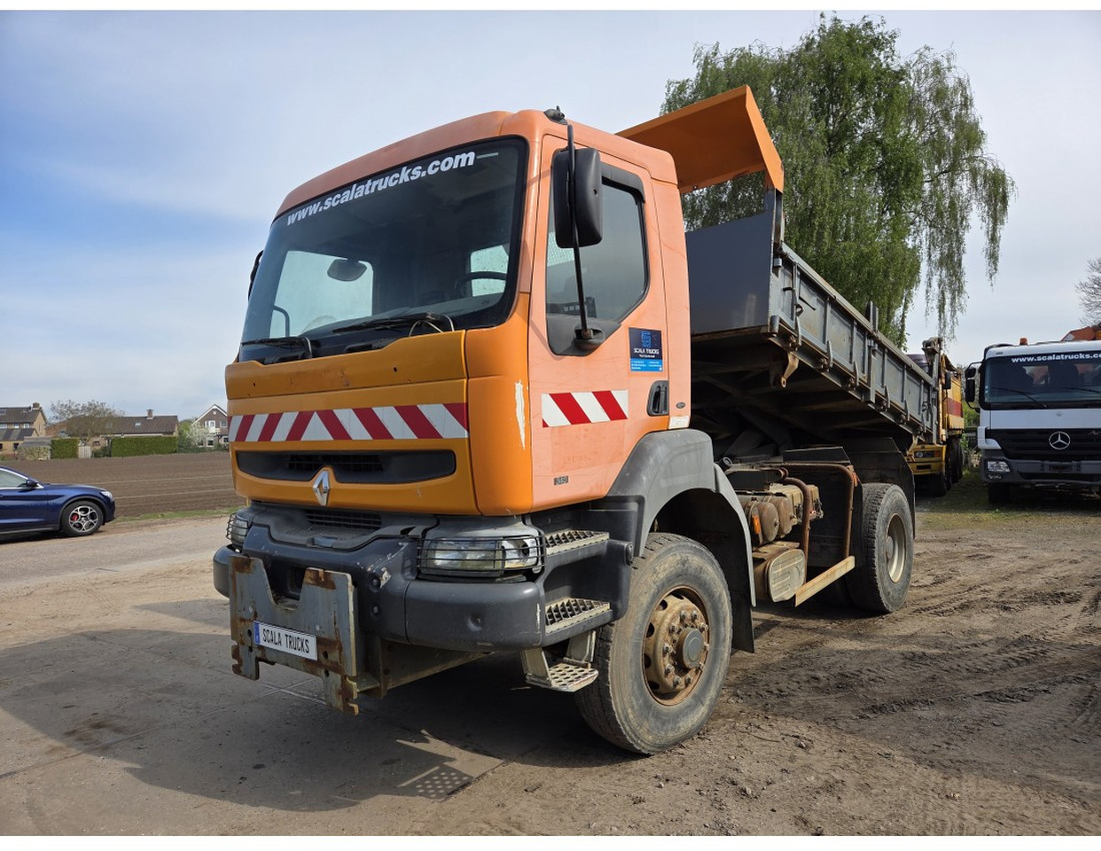 Renault Kerax 340 4x4 Tipper Manual Gearbox Mechanical pump Pompe Mecanique - Camion benne: photos 1 Renault Kerax 340 4x4 Tipper Manual Gearbox Mechanical pump Pompe Mecanique - Camion benne: photos 1