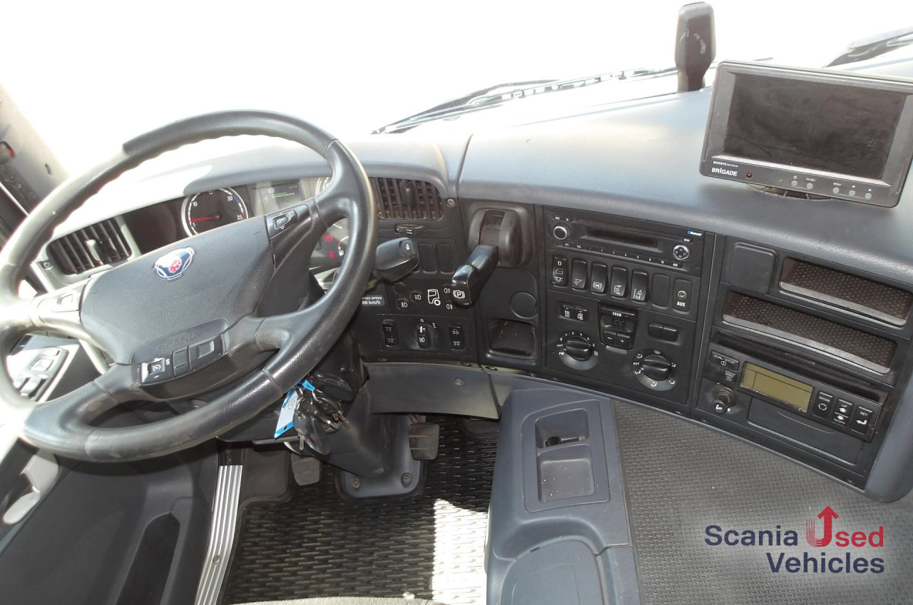 SCANIA P280 - 6x2*4 - KÜHLKOFFER 9m - MITSUBISHI - Camion frigorifique: photos 4 SCANIA P280 - 6x2*4 - KÜHLKOFFER 9m - MITSUBISHI - Camion frigorifique: photos 4