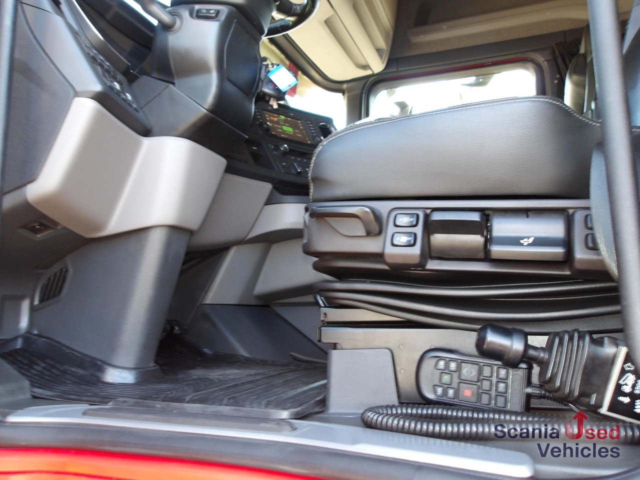 SCANIA S 540 NB - FULL AIR - HYDRAULIK - ALCOA - LEATHER - Tracteur routier: photos 2 SCANIA S 540 NB - FULL AIR - HYDRAULIK - ALCOA - LEATHER - Tracteur routier: photos 2