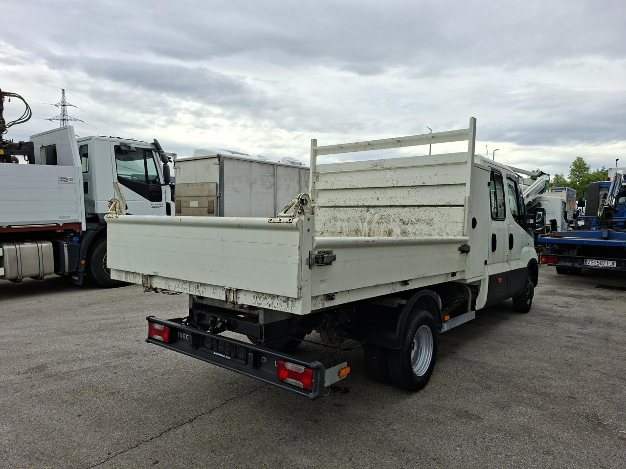 IVECO Daily 35C12D - Utilitaire benne, Utilitaire double cabine: photos 3 IVECO Daily 35C12D - Utilitaire benne, Utilitaire double cabine: photos 3