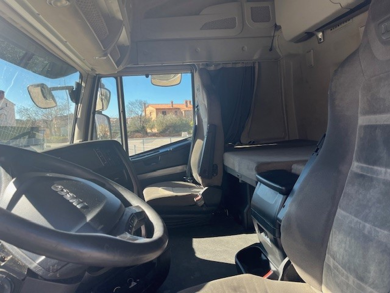 Tracteur routier IVECO Stralis AS440S42T/P: photos 6