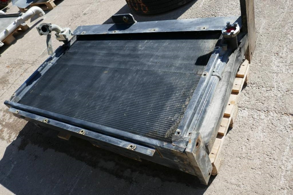 CAT 374 D Hydraulolje kylare, 245-9335  - Radiateur pour Engins de chantier: photos 1 CAT 374 D Hydraulolje kylare, 245-9335  - Radiateur pour Engins de chantier: photos 1