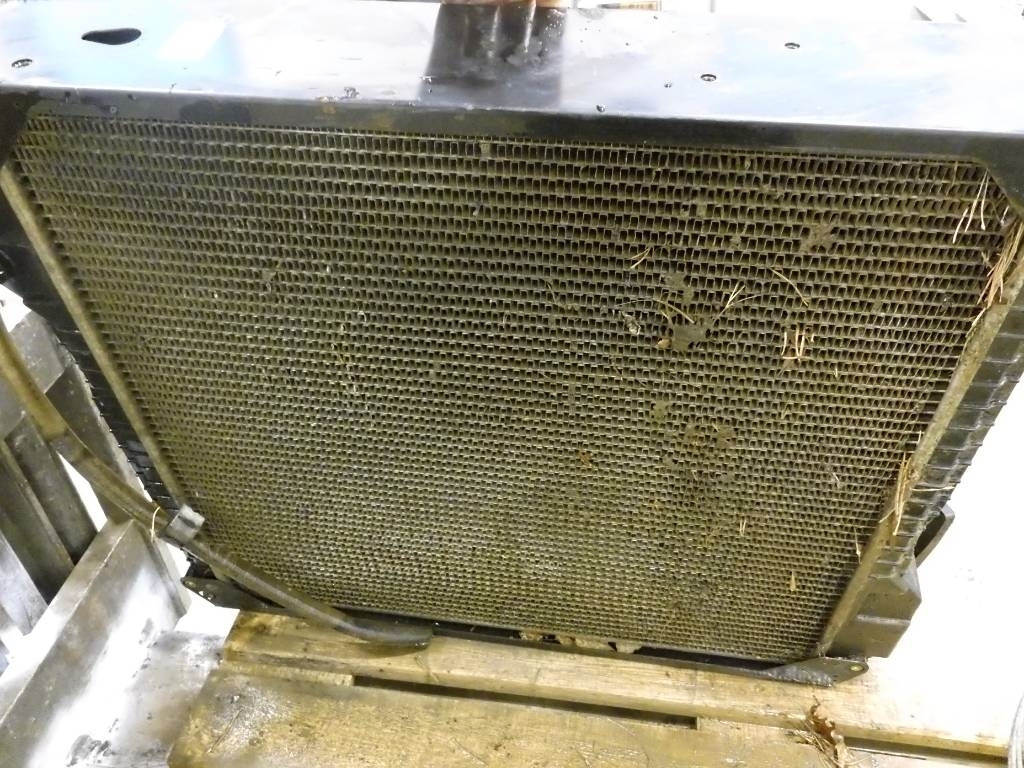 CAT 906 H 2 Kylare, 377-7572 - Radiateur pour Engins de chantier: photos 2 CAT 906 H 2 Kylare, 377-7572 - Radiateur pour Engins de chantier: photos 2